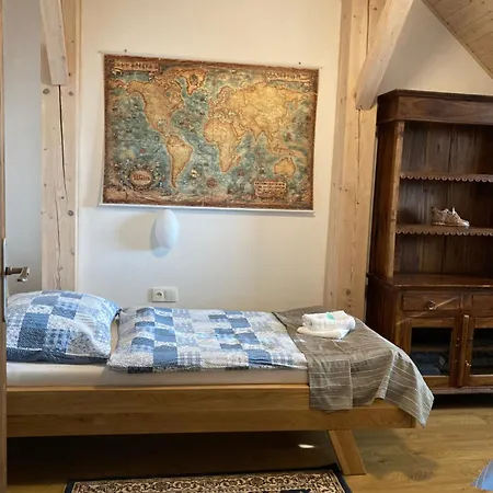Vinarsky Dvur Turna * Sakvice